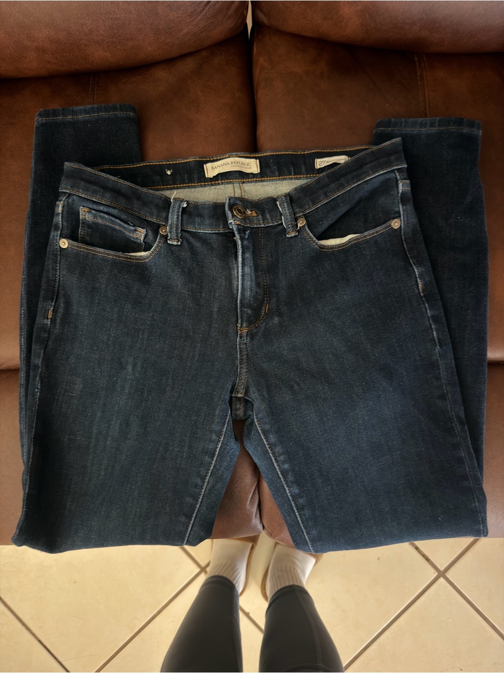 Banana Republic Women's Skinny Jeans in Dark Indigo